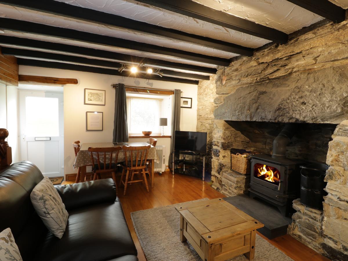 Holiday home Ty Cynon *
